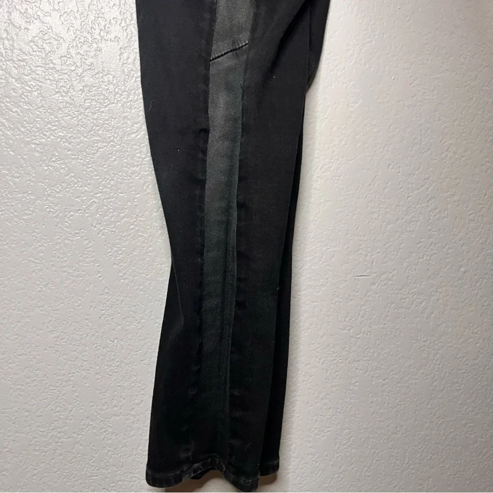 Hudson Women's | Leeloo Super Skinny Cropped black jeans, sz 27. Great used